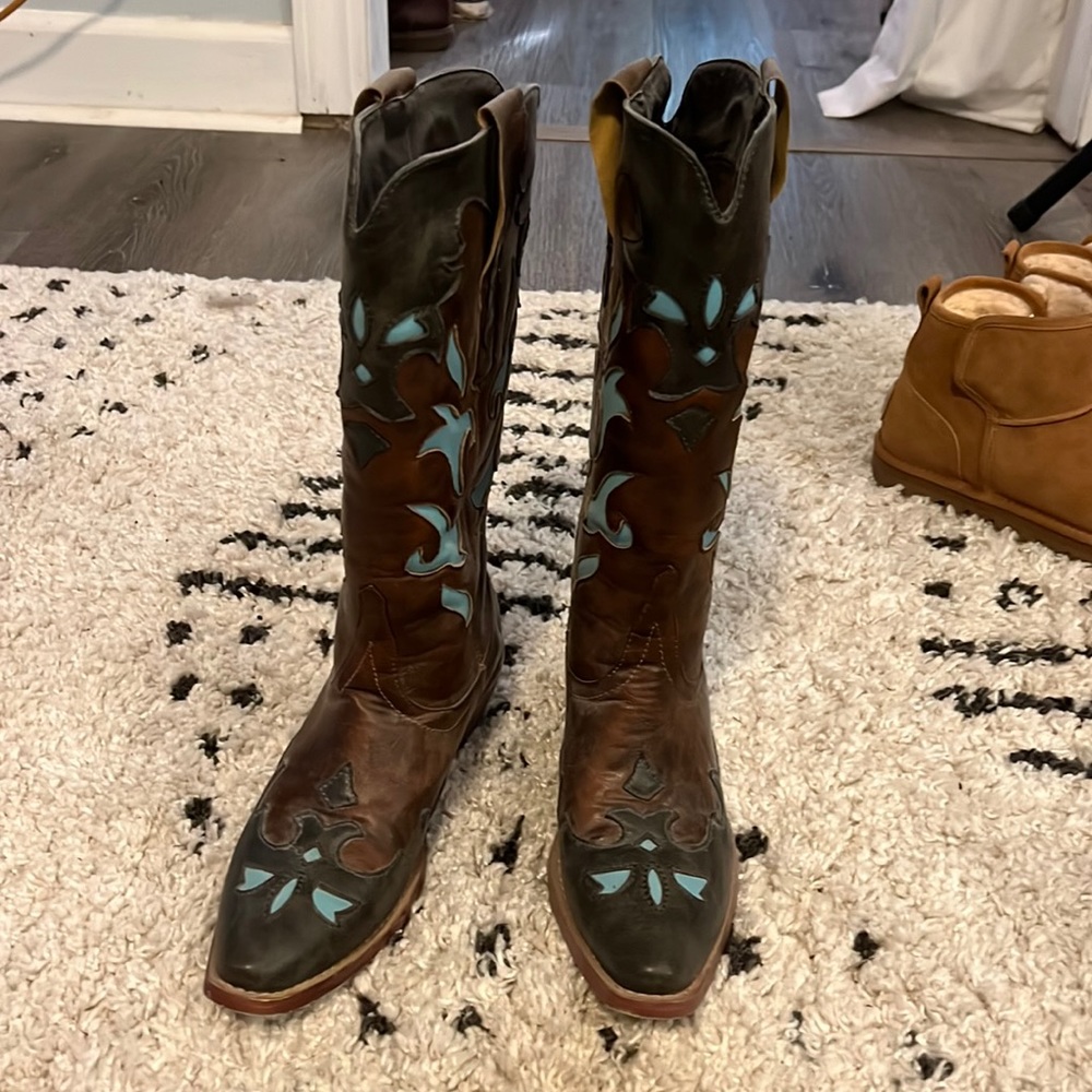 Fun cowboy boots
